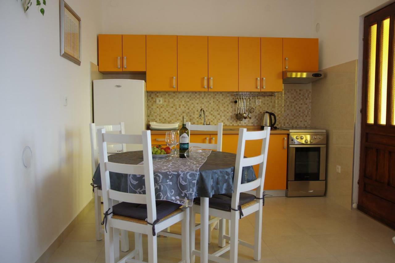 Apartments Sonja Подгора Экстерьер фото