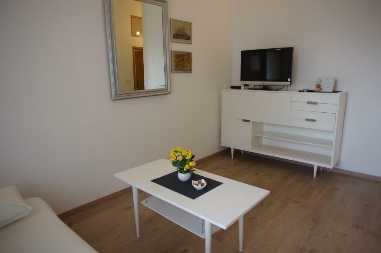Apartments Sonja Подгора Экстерьер фото