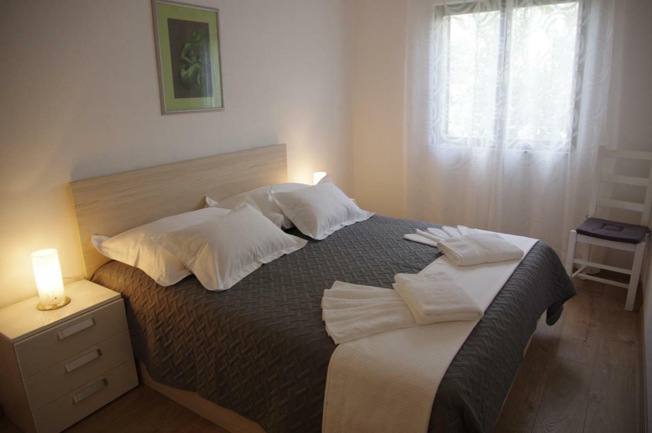 Apartments Sonja Подгора Экстерьер фото