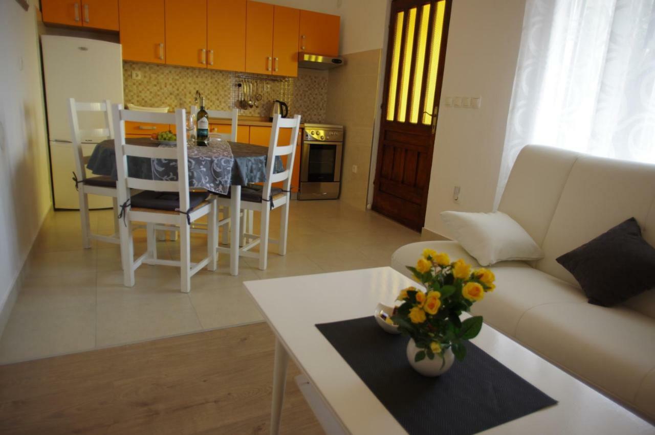 Apartments Sonja Подгора Экстерьер фото